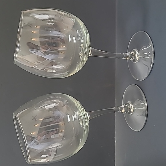 Vintage Tips Wine Glasses - Picture 5 of 5